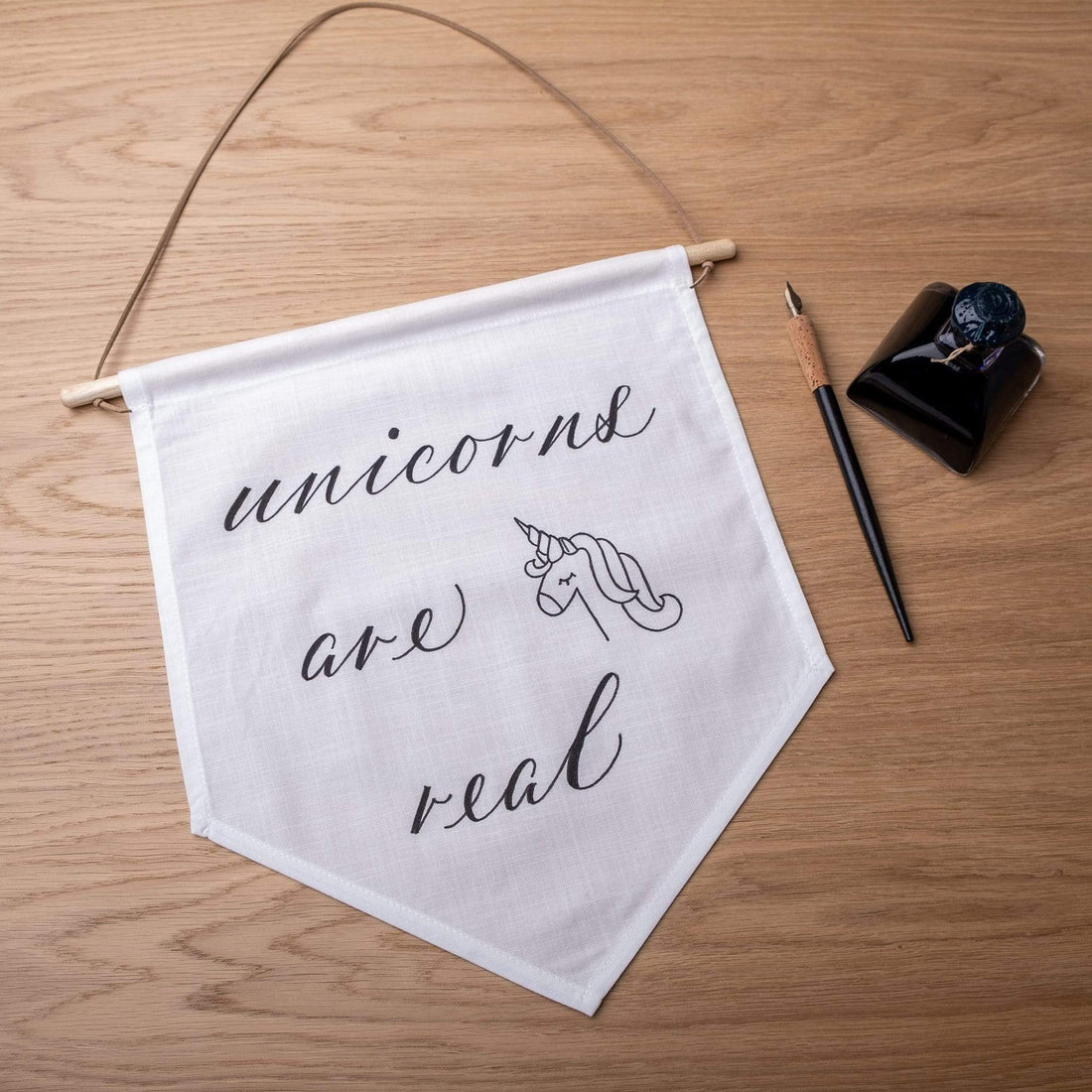 Unicorns are real Linen Banner - Darling Spring