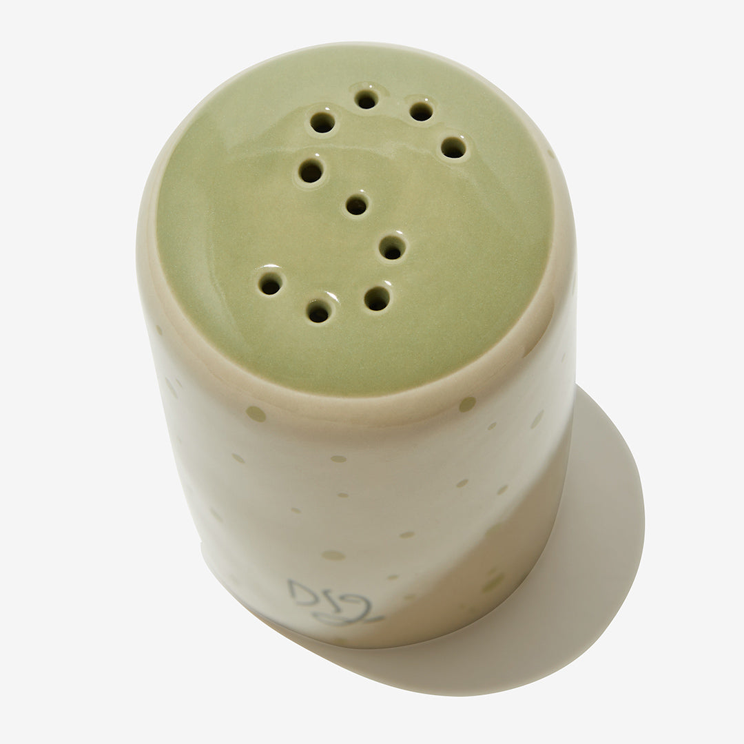 Salt and Pepper Shaker Set – Darling Spring