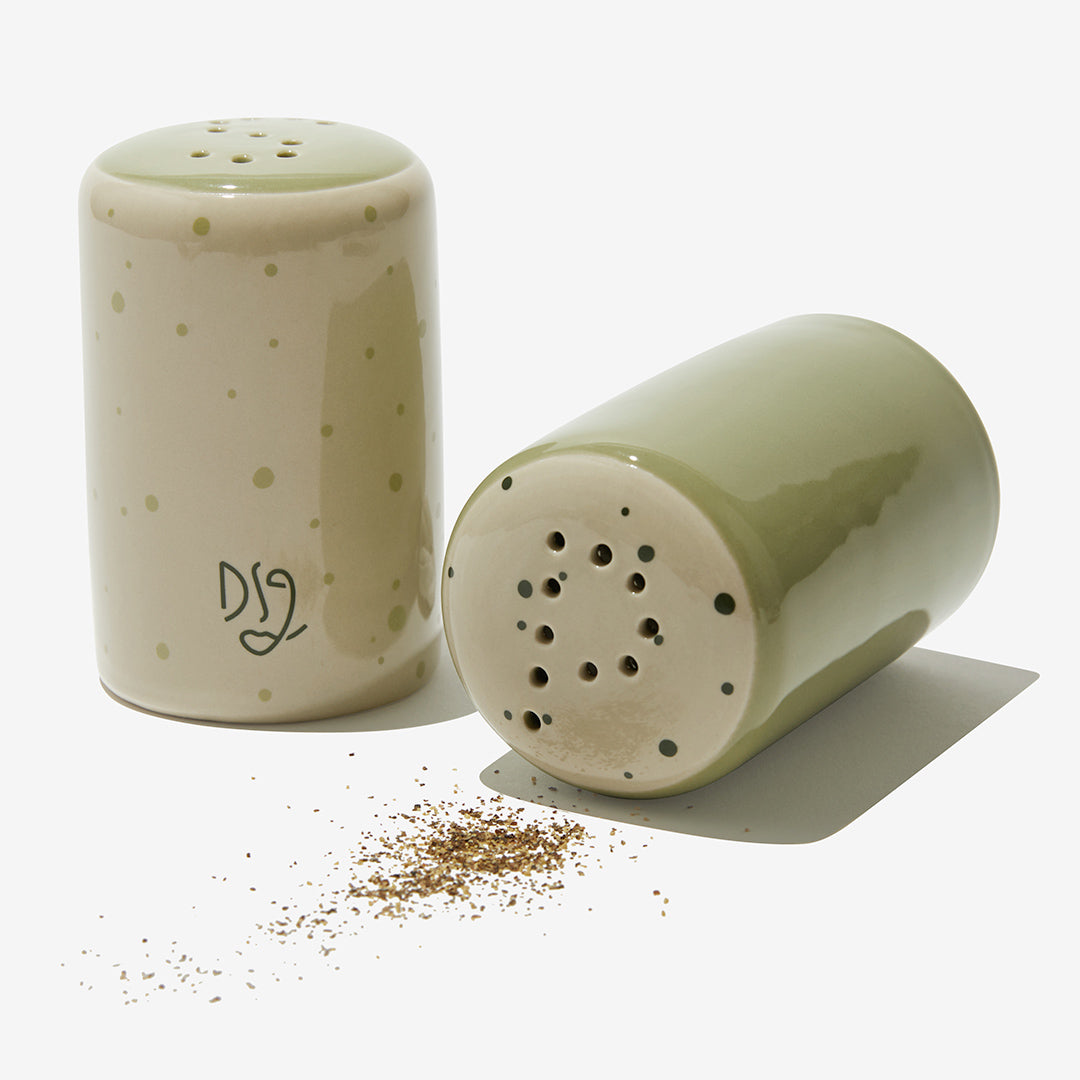 Salt and Pepper Shaker Set – Darling Spring
