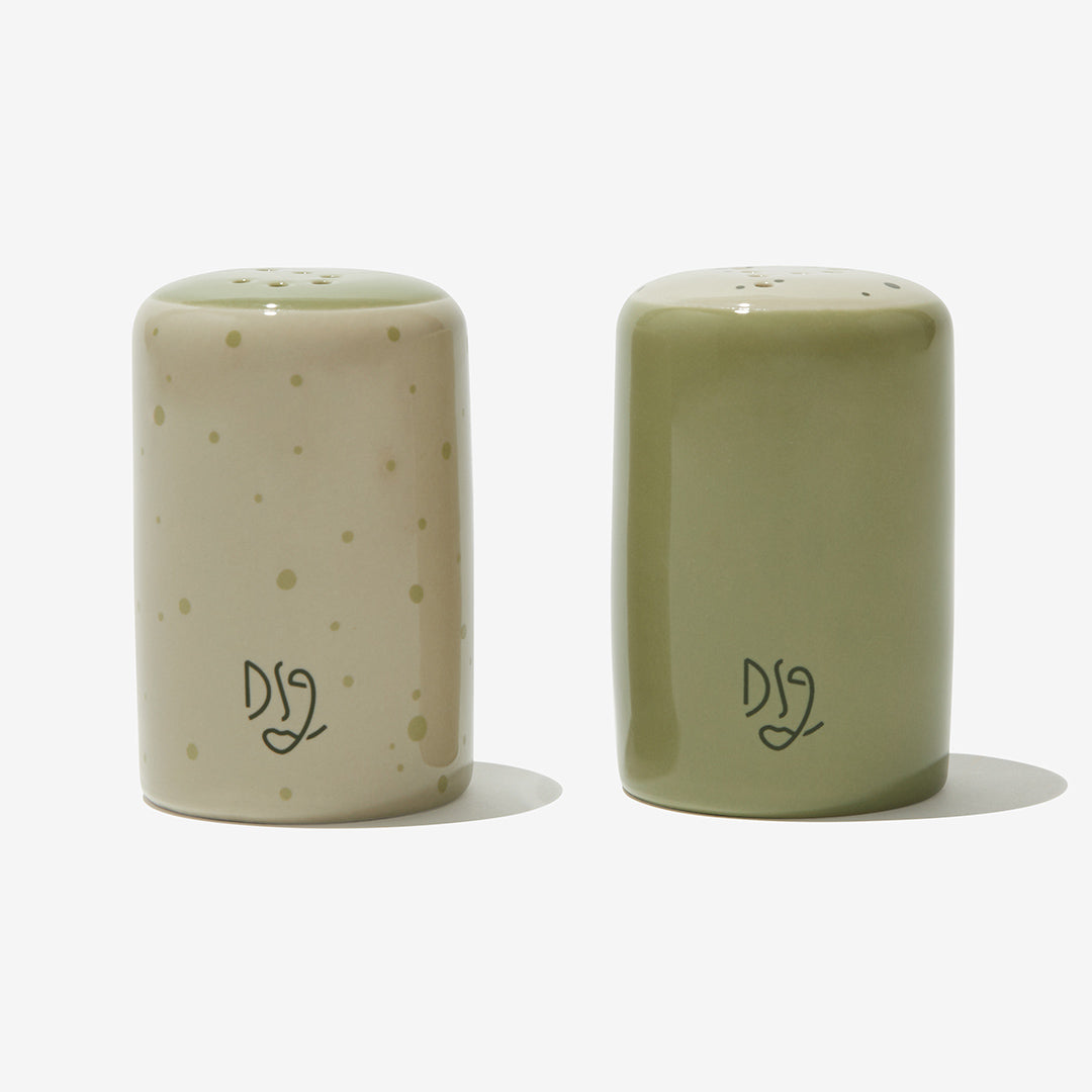 Salt and Pepper Shaker Set – Darling Spring